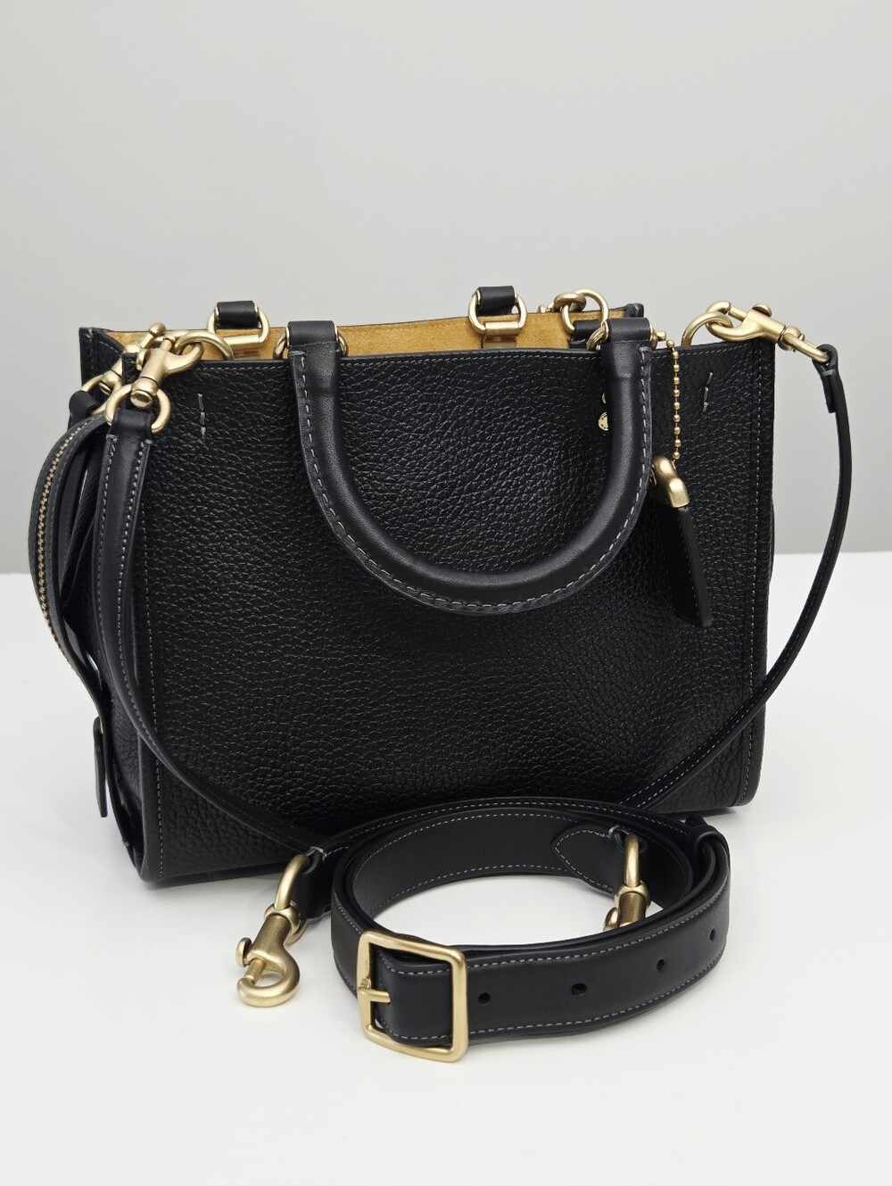 LIKE NEW COACH ROGUE BAG 25 - BLACK - Picture 2 of 14